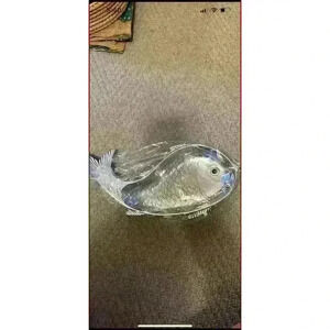 Arther court fish plate